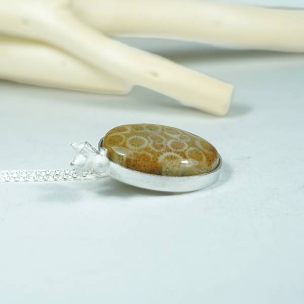 Exclusive silver pendant