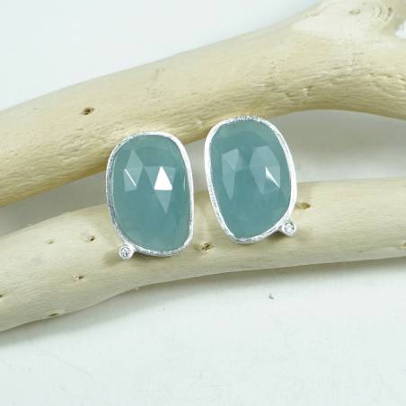 Silver earrings with aquamarine and diamond