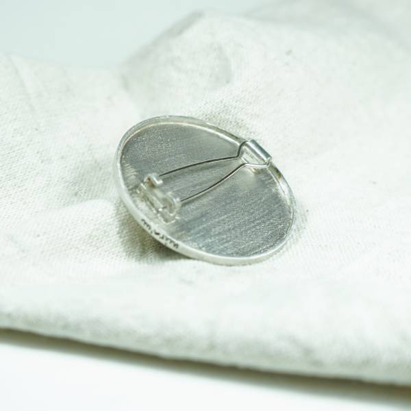 Agulla de plata rodona