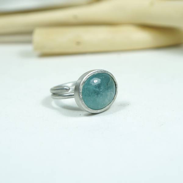 Aquamarine silver ring