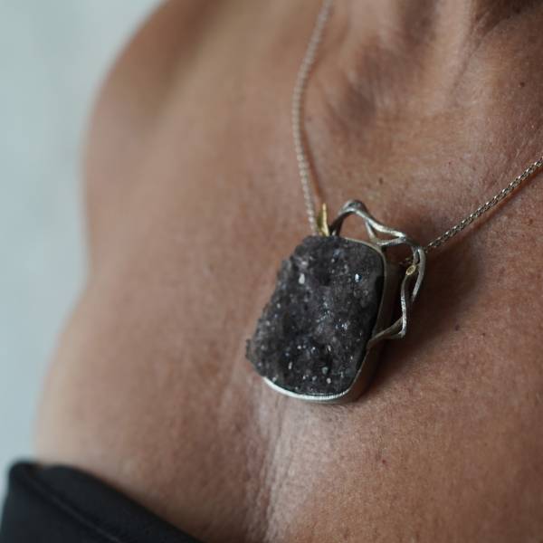 Large silver pendant with druzy amethist and diamond
