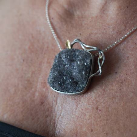 Druzy amethist silver pendant with diamond