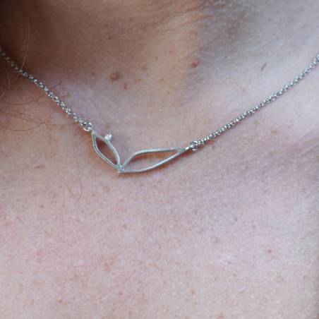 Collar pequeño mujer