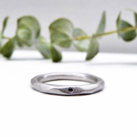 Rhodium silver facets ring