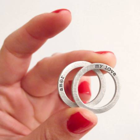 Anillo plata y diamante AMOR