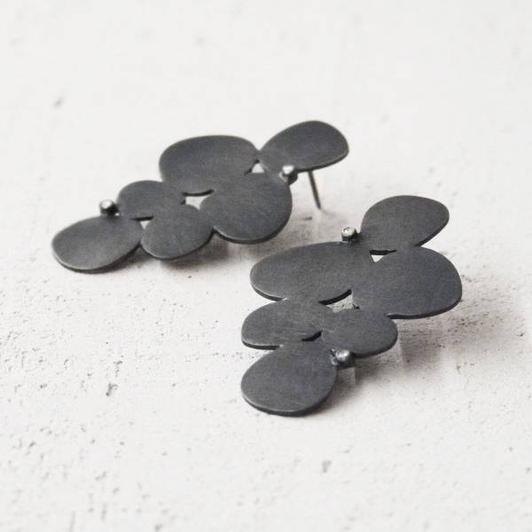 Pendientes plata de diseño grandes con  diamantes PÈTALS