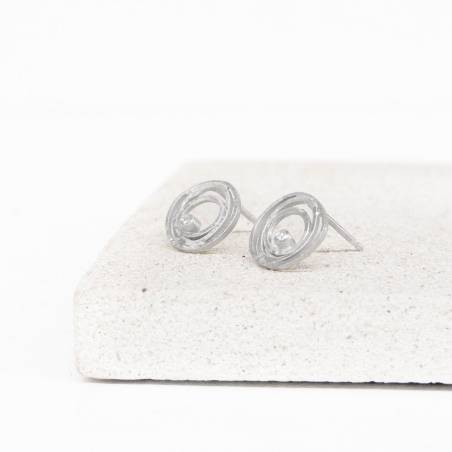 Pendientes pequeños de plata rodio con diamante LIA