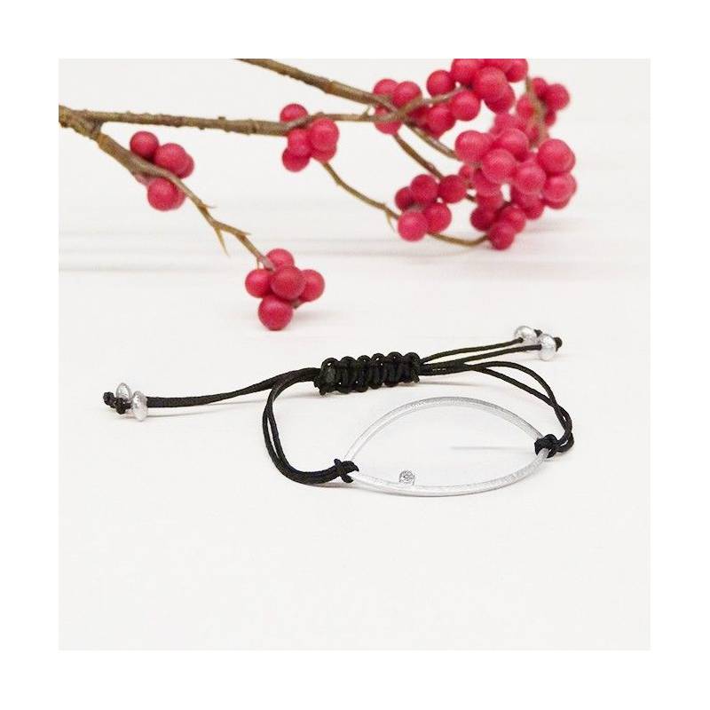 Polsera de disseny minimalista amb diamant