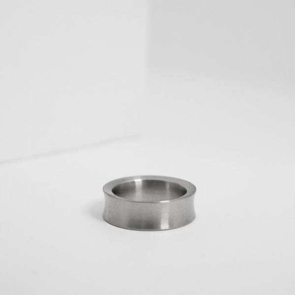 Anillo acero cóncavo OUTLET