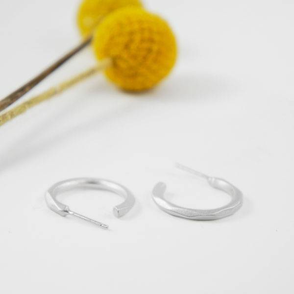 Aros plata facetes gruixuts plata