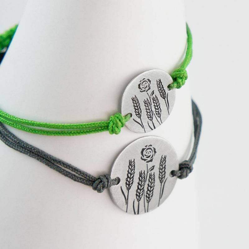 Polsera de plata amb la rosa de Sant Jordi