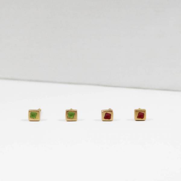 Pendientes bebé oro amarillo y esmalte Cuadrado