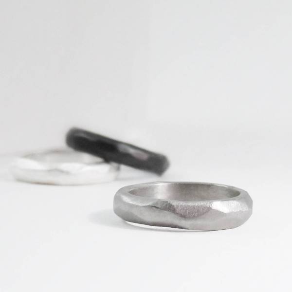 Aliança plata facetes plus