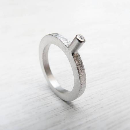 Anell de plata rodi i diamant natural