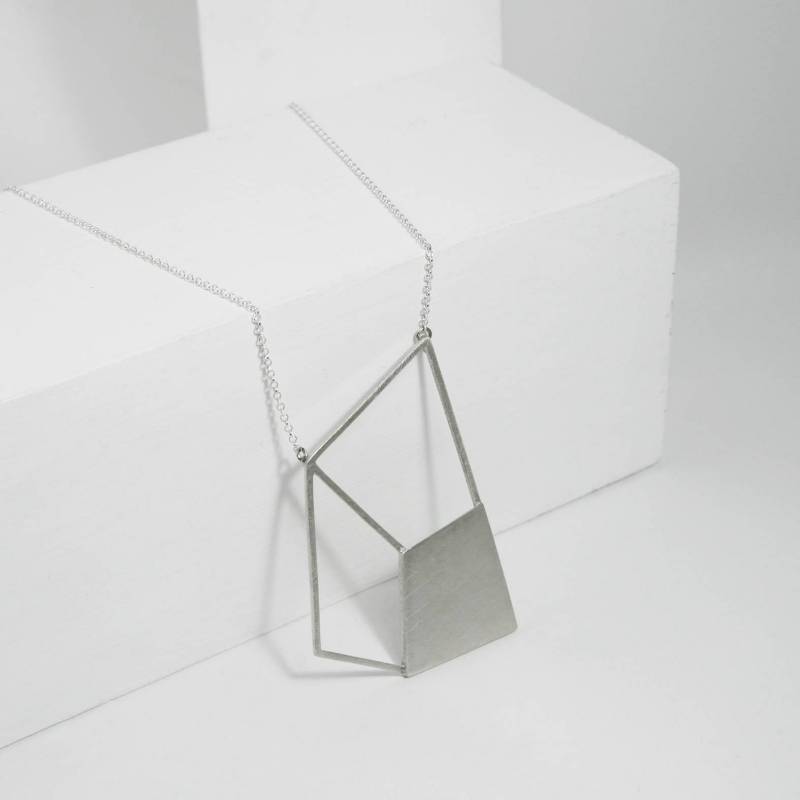 Collar plata LOUVRE