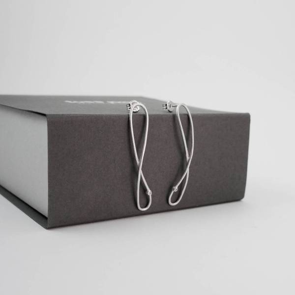 Arracades grans amb diamant INFINITY