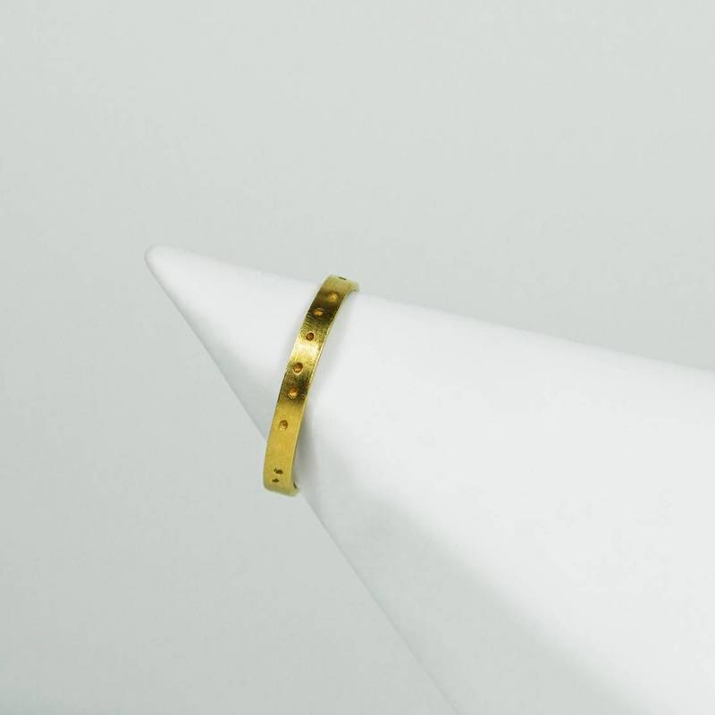 Alianza oro amarillo plana puntos