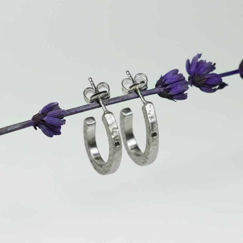 Aros de plata rodi i diamant negre