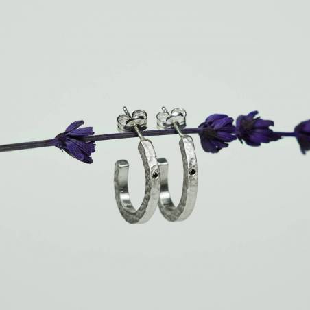 Aros de plata rodio y diamante negro