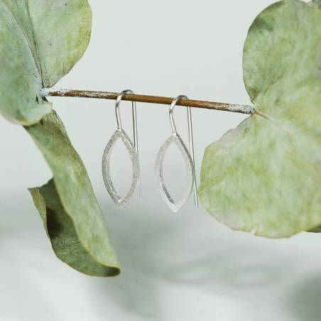 Small TRISKEL earrings