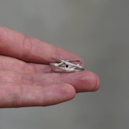Anillo plata rodio con diamante negro ATW