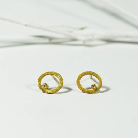 Pendientes mini oro amarillo y diamante Barcelona