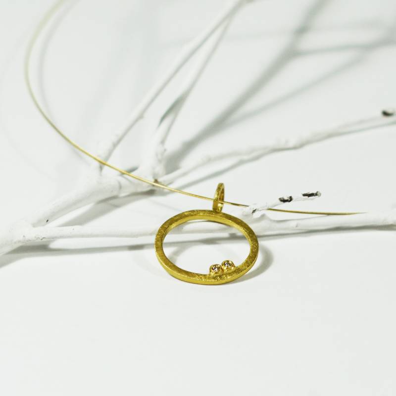 Colgante oro amarillo y diamantes naturales Barcelona