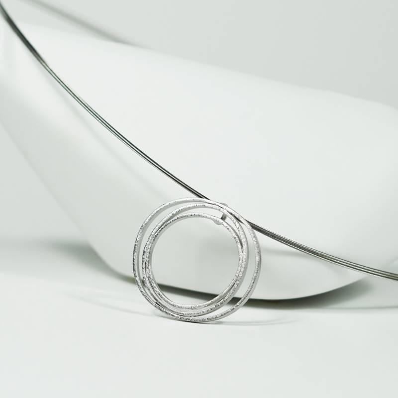 Colgante de plata y rodio LIA