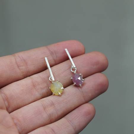 Pendientes de plata y piedras naturales
