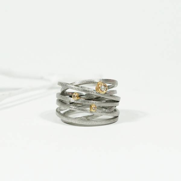 Anillo ancho plata rodio y oro con diamantes naturales