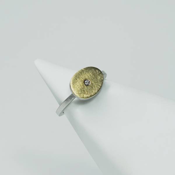 Anell de plata, or i diamant, ISLAND