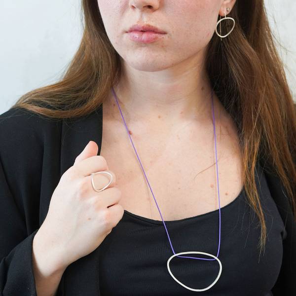 medium silver iria necklace