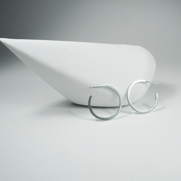 Arracades de disseny minimalista