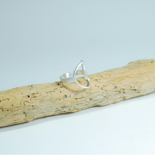 Sterling silver design ring