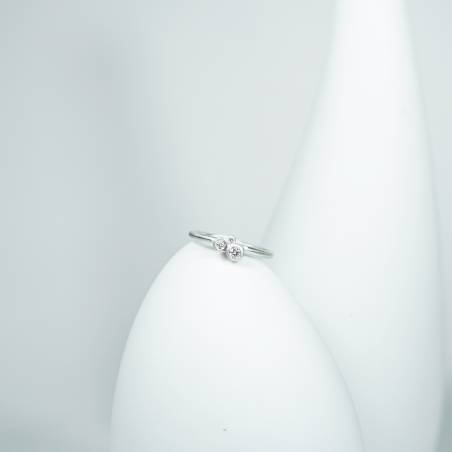 White gold and diamonds rings