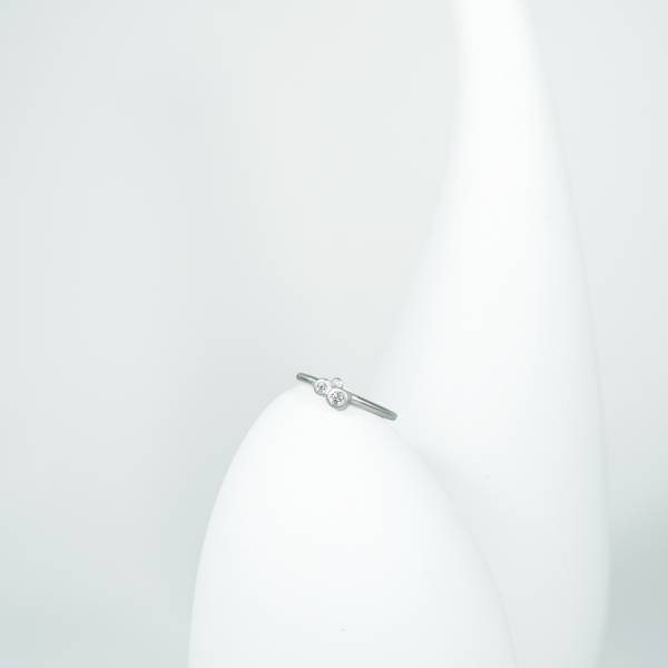 Nuevo anillo oro blanco con diamantes
