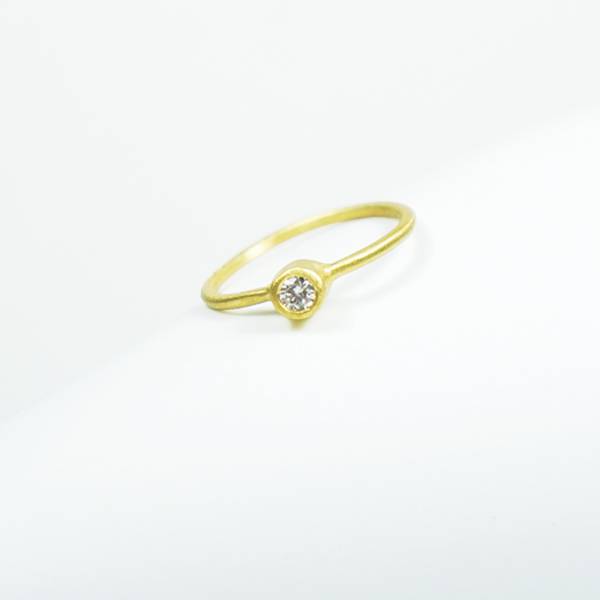 Engagement yellow gold ring