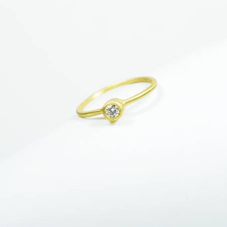Engagement yellow gold ring