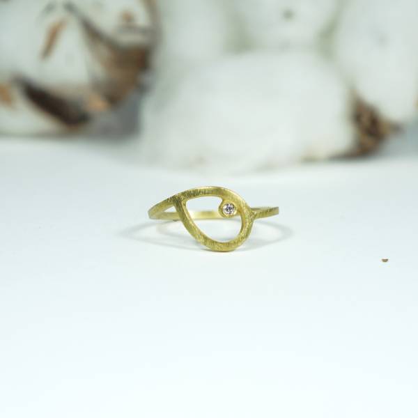 18 Kts gold and diamond ring ROSADA