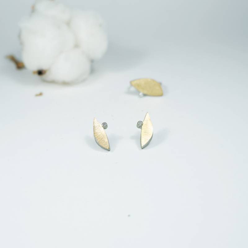 Gold and silver earrings with genuine diamond