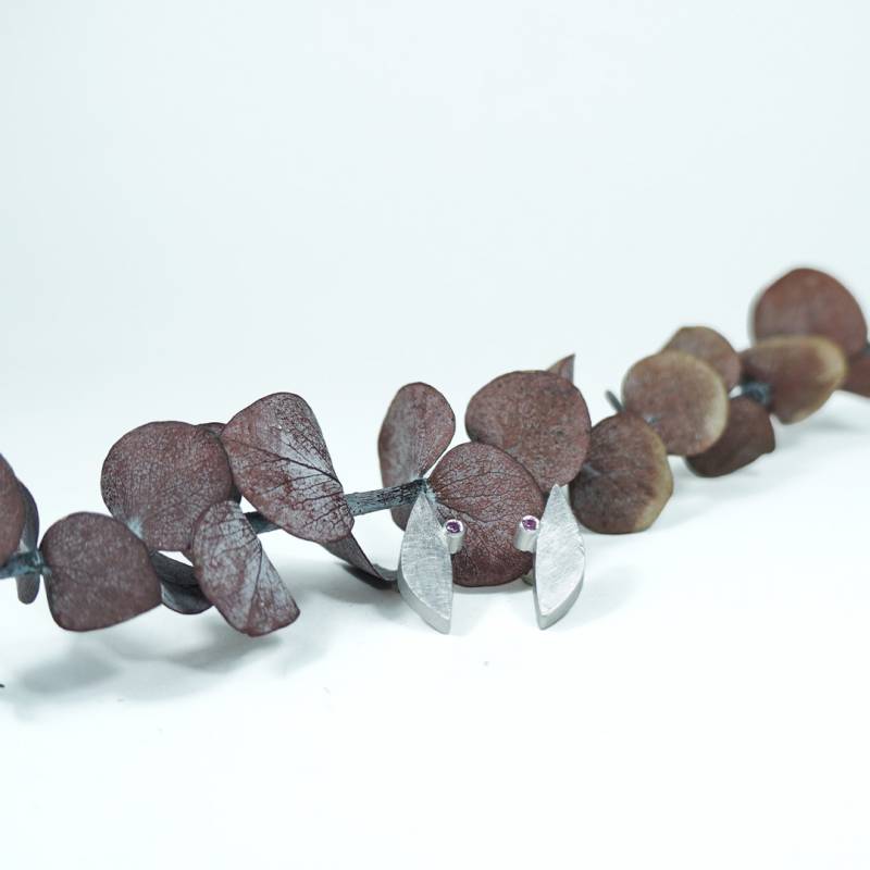 Pendientes plata con granate rodolito
