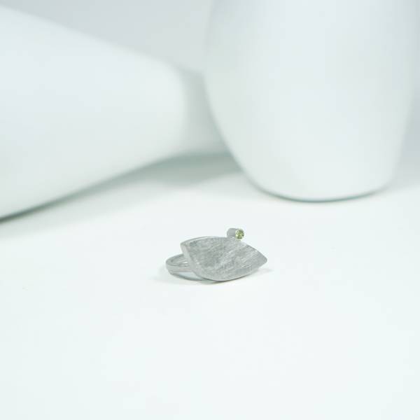Anell plata rodi i peridot