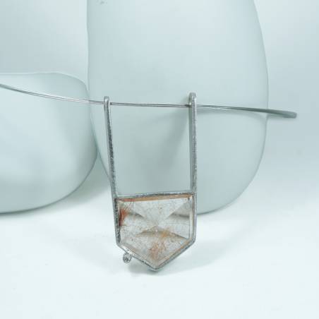 Collaret de plata amb diamant natural