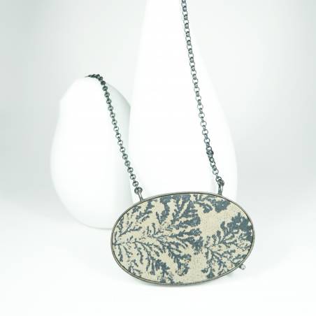 Collart de disseny natural amb diamant