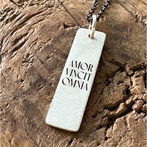 Customized motto silver pendant