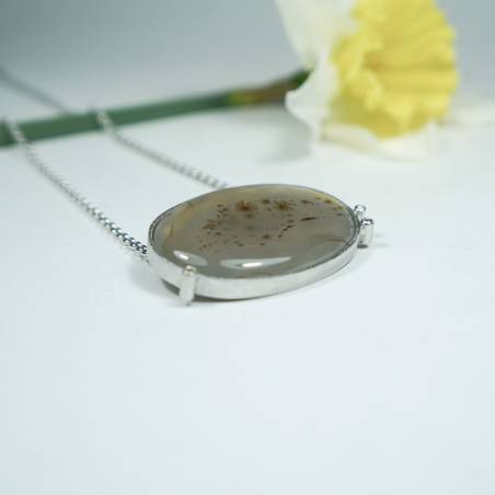 Penjoll de plata amb ágata dendítrica i diamants