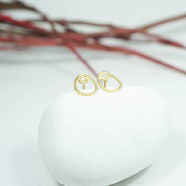 Pendientes oro amarillo 18 kts con diamantes