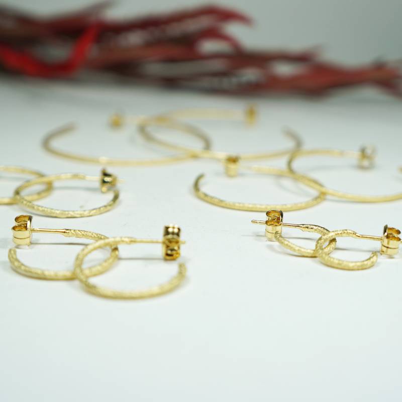 Aros de plata chapados oro