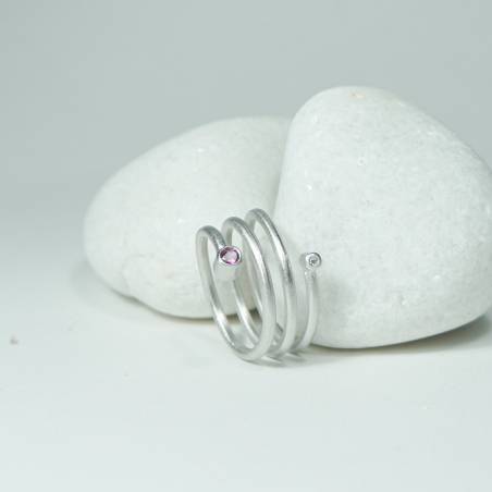 Anillo ancho plata varias vueltas y diamante