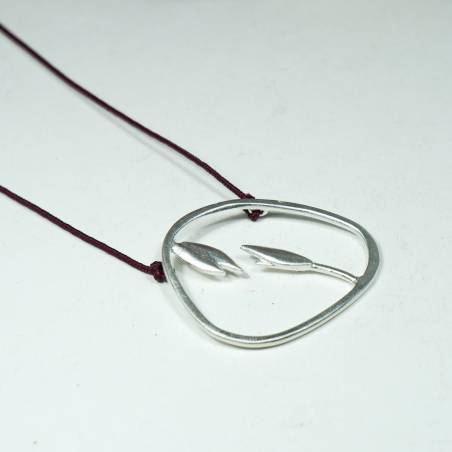Collar plata y cordón algodón